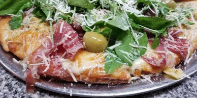 Rúcula Y Crudo