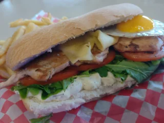 Sandwich De Pollo Grille