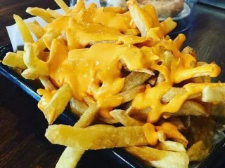 Papas Fritas Cheddar