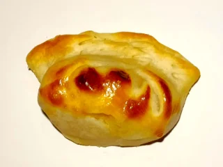 Empanada De Jamón & Queso
